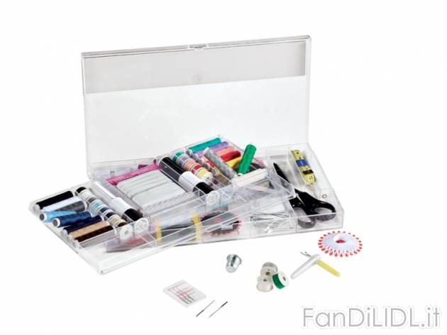 Set per taglio e cucito , prezzo 8,99 &#8364; per Al set 
- Vasto assortimento ...
