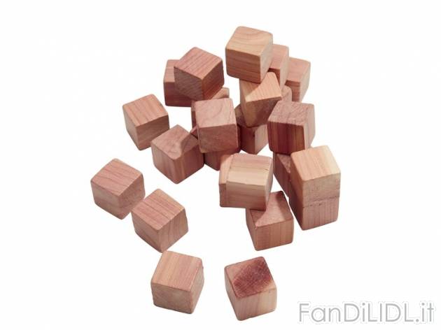 Set antitarme Ordex, prezzo 1,99 &#8364; per Al set 
- Legno di cedro A scelta ...