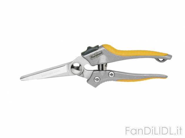Forbice da giardino , prezzo 2.99 &#8364; per Alla confezione 
- Lama in acciaio ...