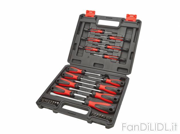 Set cacciaviti , prezzo 8.99 &#8364; per Al set 
Set composto da (32 pezzi):
- ...