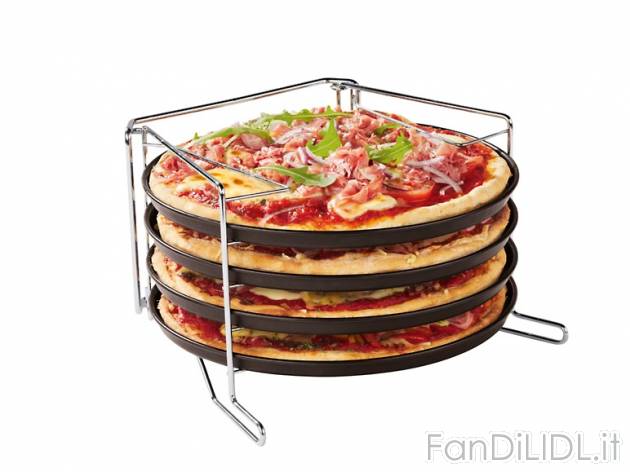 Set teglie per pizza con supporto , prezzo 8,99 &#8364; per Al set 
- Per preparare ...