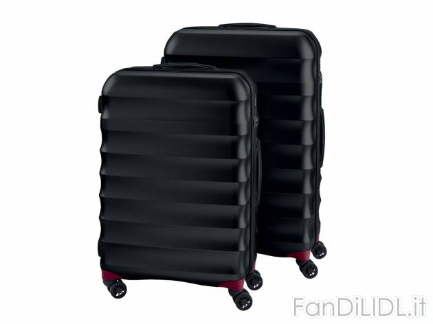 Set trolley in policarbonato Topmove, prezzo 99.00 &#8364; 
2 pezzi 
- 4 comode ...