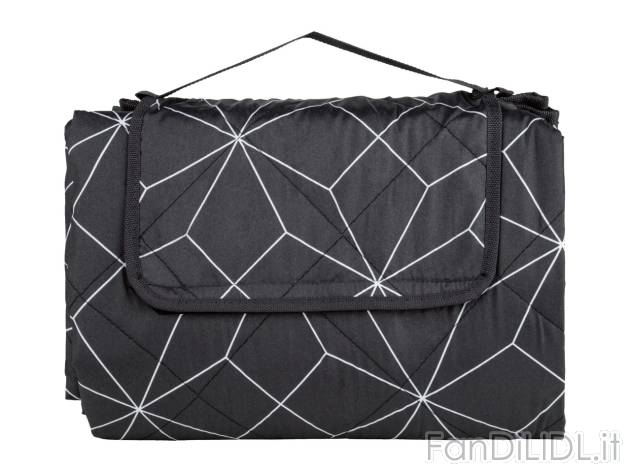Coperta per pic-nic , prezzo 6.99 EUR 
Coperta per pic-nic 127 x 168 cm 
- Con chiusura ...