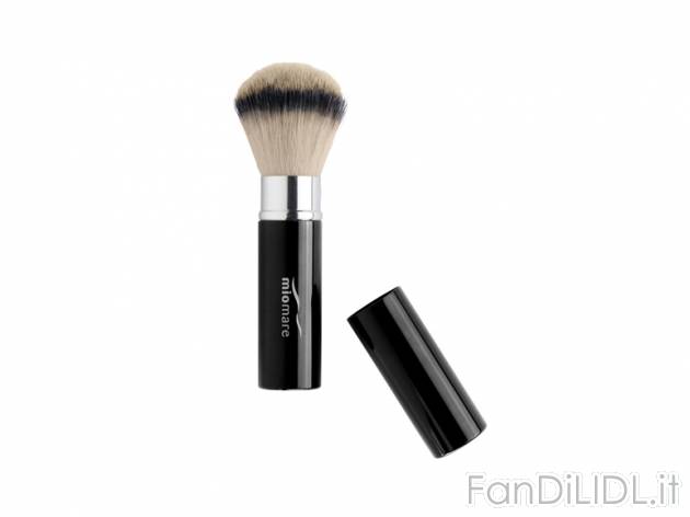 Pennelli per il trucco Miomare, prezzo 2,99 &#8364; per Alla confezione 
- ...