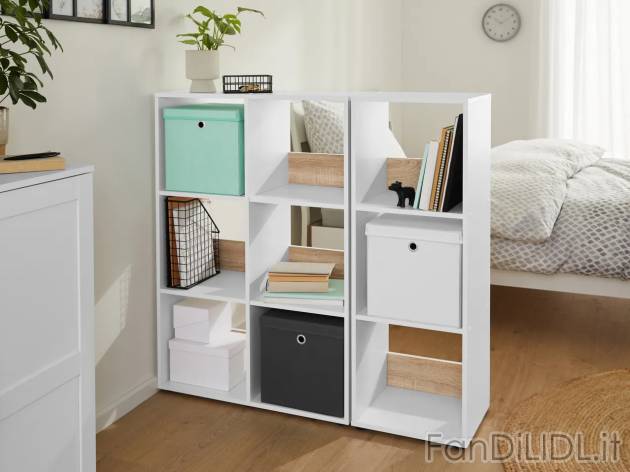 Scaffale con 6 ripiani , prezzo 49 EUR 
Scaffale con 6 ripiani 
- Scomparti con ...