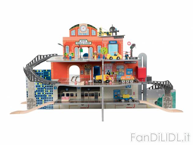Set stazione XXL Playtive Junior, prezzo 39.99 € 
In legno 
- Con accessori
- ...