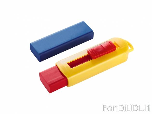 Articoli di cancelleria , prezzo 1,99 &#8364; per Alla confezione 
- A scelta ...