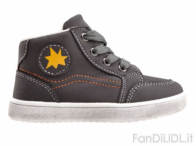 Sneaker da bambino , prezzo 9.99 &#8364; per Al paio 
- Cerniera laterale per ...