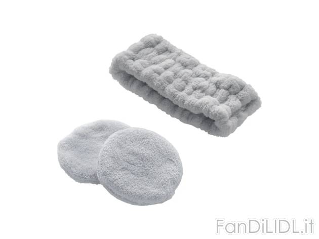 Set per struccarsi , prezzo 4.99 EUR 
Set per struccarsi 3 pezzi 
- Fascia per capelli ...