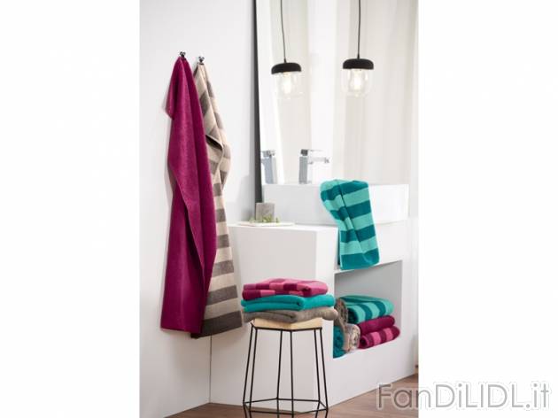 Telo doccia 70x140 cm Miomare, prezzo 5,99 &#8364; per Alla confezione 
- In ...