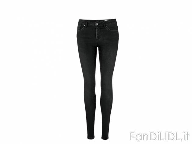 Jeans da donna Esmara, prezzo 9,99 &#8364; per Alla confezione 
- Taglio aderente ...