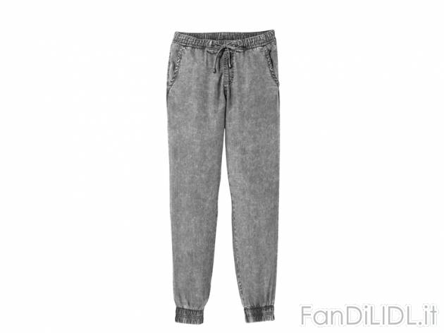 Pantaloni morbidi da donna Esmara, prezzo 9,99 &#8364; per Alla confezione 
- ...