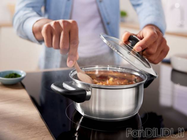 Pentola con coperchio in vetro , prezzo 12,99 EUR 
Pentola con coperchio in vetro ...