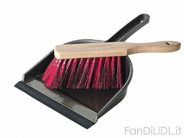 Paletta e scopino AquaPur, prezzo 2,49 &#8364; per Alla confezione 
- Ugello ...
