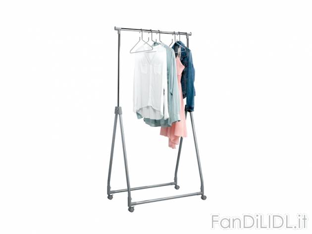 Stand appendiabiti con rotelle , prezzo 15,99 &#8364; per Alla confezione 
- ...