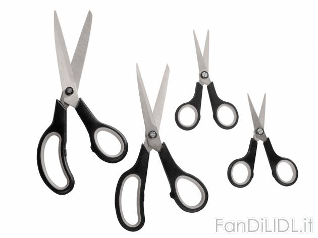 Set forbici , prezzo 2.99 &#8364; per Al set 
- Con impugnatura soft-touch
- ...