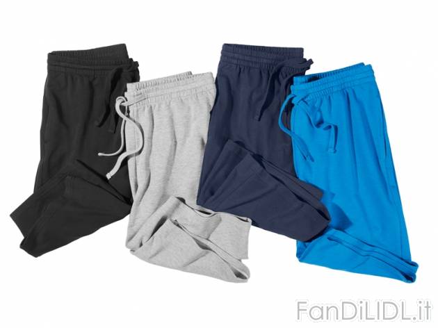 Bermuda sportivi da uomo Livergy, prezzo 5,99 &#8364; per Alla confezione 
- ...