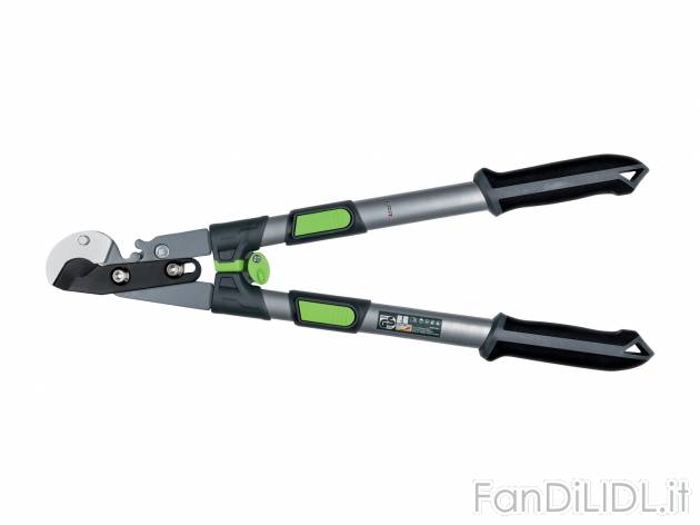 Tagliarami telescopico Parkside, prezzo 7.99 &#8364; 
- Spessore di taglio fino ...