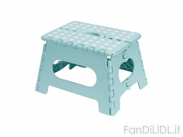 Sgabello pieghevole Livarno Living, prezzo 7.99 € 
- Aperto: 34,5 x 22 x 27,5 ...