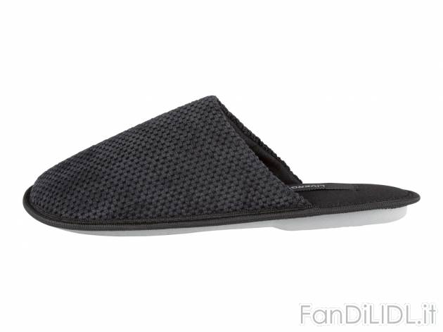 Pantofole da uomo Livergy, prezzo 4.99 € 
Misure: 40-45
Taglie disponibili

Caratteristiche ...