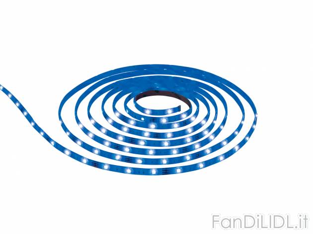 Striscia luminosa LED Livarno Lux, prezzo 14.99 &#8364; 
5 m 
- Con telecomando ...