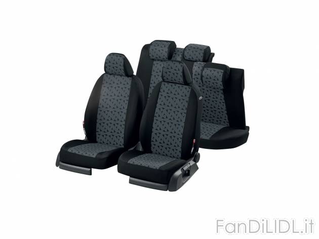 Set coprisedili per auto , prezzo 14.99 &#8364; per Al set 
- 2 sedili anteriori, ...