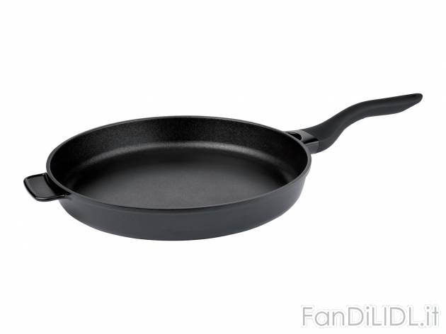 Padella Ernesto, prezzo 19.99 &#8364; 
Ø 32 cm 
- Rivestimento antiaderente ...