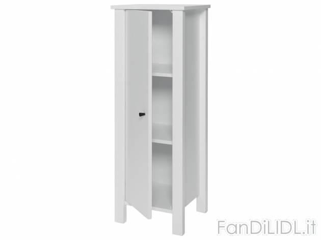 Mobiletto da bagno Livarno Living, prezzo 49.00 € 
- Materiale di montaggio incluso
- ...