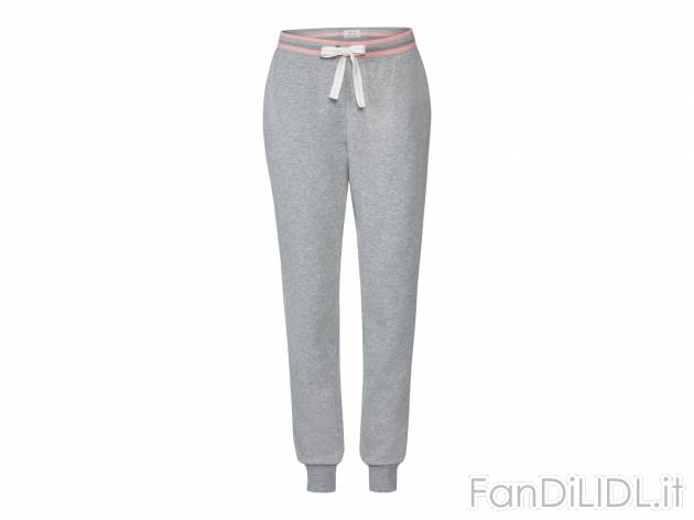 Pantaloni sportivi da donna Esmara, prezzo 11.99 € 
Misure: S-L
Taglie disponibili

Caratteristiche

- ...
