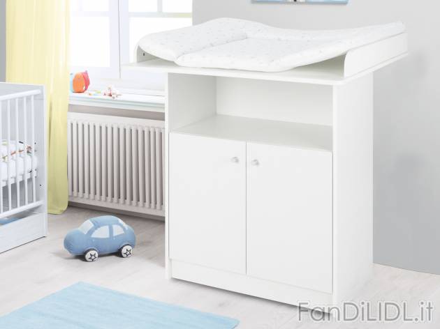 Fasciatoio con ante Roba, prezzo 99.00 &#8364; 
- Materassino incluso
- 86,5x94,5x75 ...