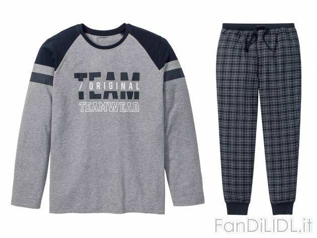 Pigiama da uomo Livergy, prezzo 9.99 &#8364; 
Misure: S-XL
Taglie disponibili

Caratteristiche

- ...