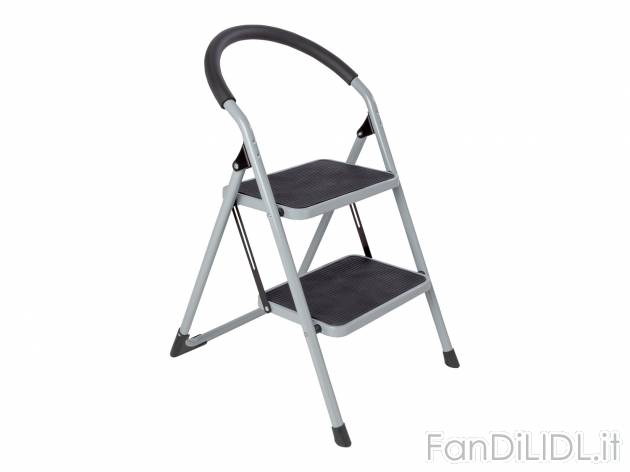 Scala a 2 gradini Parkside, prezzo 19.99 € 
- Richiudibile, salvaspazio e antiribaltamento ...