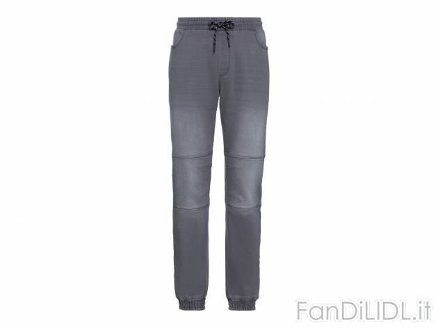 Joggers in jeans da uomo Livergy, prezzo 12.99 &#8364; 
Misure: 46-54
Taglie ...
