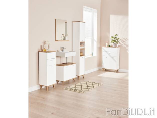 Mobiletto da bagno con 2 ante e 2 cassetti , prezzo 69 EUR 
Mobiletto da bagno ...