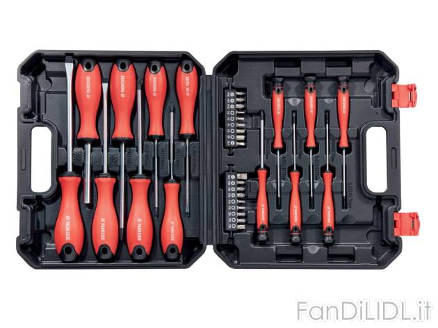 Set cacciaviti , prezzo 9,99 EUR 
Set cacciaviti 32 pezzi 
In dotazione:
- 4 ...