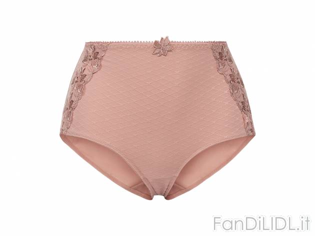 Slip modellante Esmara, prezzo 3.99 € 
Misure: M-XL
Taglie disponibili

Caratteristiche

- ...