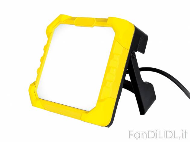 Faro LED da lavoro Parkside, prezzo 29.99 € 
- Per ambienti interni ed esterni
- ...