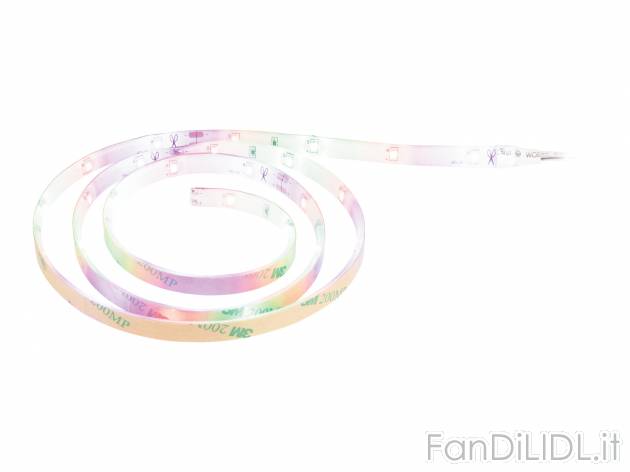 Striscia a LED Livarno Lux, prezzo 4.99 € 
1 m 
- Cavo di collegamento con interruttore: ...