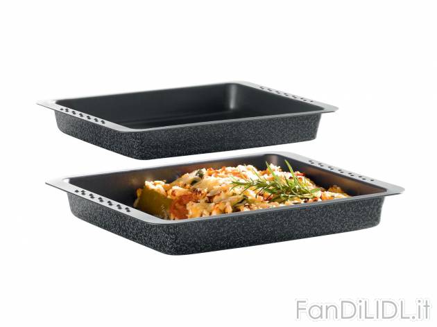 Set teglie da forno , prezzo 4.99 &#8364; per Al set 
- Rivestimento antiaderente ...