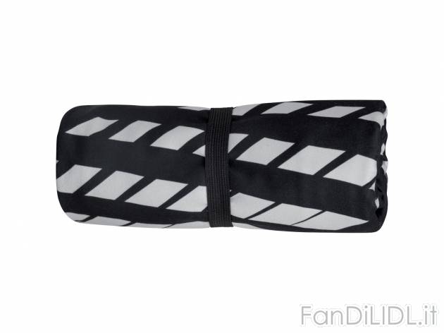 Asciugamano in microfibra Crivit, prezzo 5.99 &#8364; 
80 x 130 cm
Caratteristiche

- ...