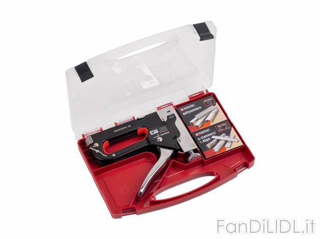Set pistola sparapunti Parkside, prezzo 7.99 € 
- 1500 graffette e chiodi e valigetta ...