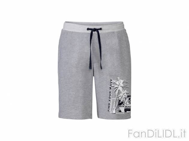 Bermuda sportivi da uomo Livergy, prezzo 5.99 &#8364; 
Misure: S-XL
Taglie disponibili

Caratteristiche

- ...