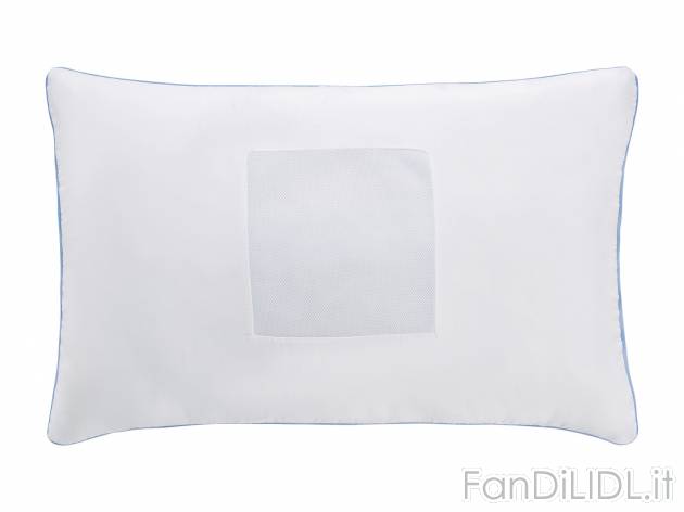 Cuscino con campo climatizzato Oeko-tex-green, prezzo 8.99 € 
50 x 80 cm 
- ...