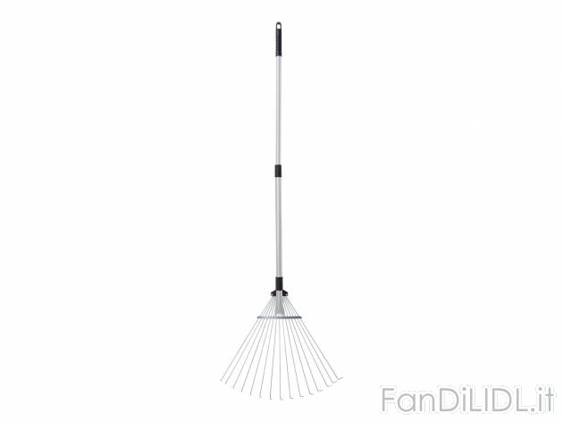 Scopa o rastrello telescopico da giardino Parkside, prezzo 5.99 &#8364; 
- Scopa:&nbsp;Lunghezza ...