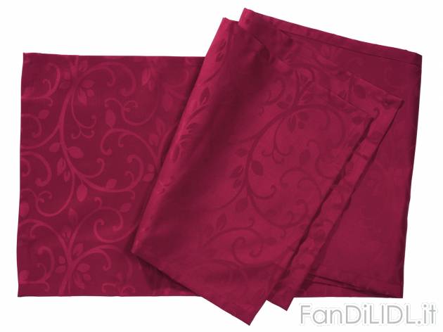 Tovaglia o runner , prezzo 6.99 &#8364; per Alla confezione 
- Tovaglia natalizia ...