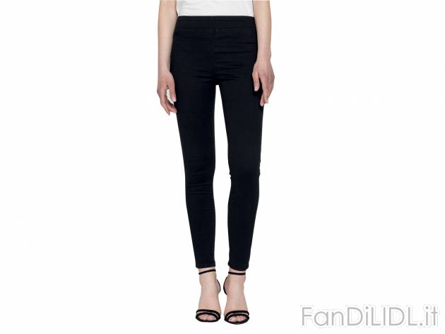 Leggjeans da donna Carrera, prezzo 24.99 &#8364; 
Misure: S-XL 
- Modello 787L
Taglie ...