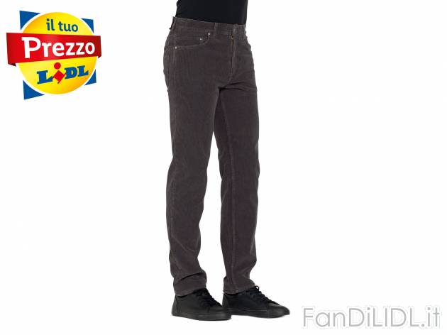 Pantalone in velluto da uomo Carrera, prezzo 24.99 &#8364; 
Misure: 46-58 
- ...
