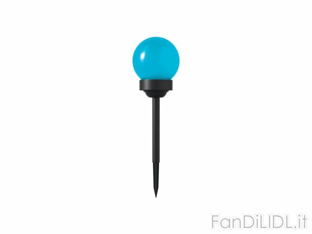 Lampada LED da giardino ad energia solare Livarno, prezzo 5.99 &#8364; 
- Si ...