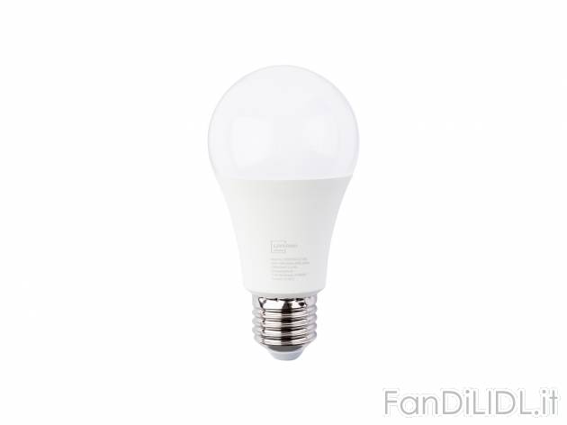 Lampadina multicolore a LED Livarno, prezzo 5.99 € 
- 15 colori singoli o 4 programmi ...
