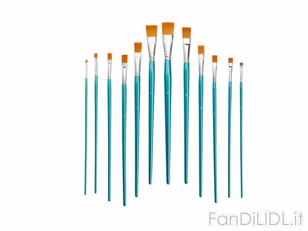 Set pennelli , prezzo 6.99 &#8364; per Al set 
- A scelta tra pennelli rotondi, ...